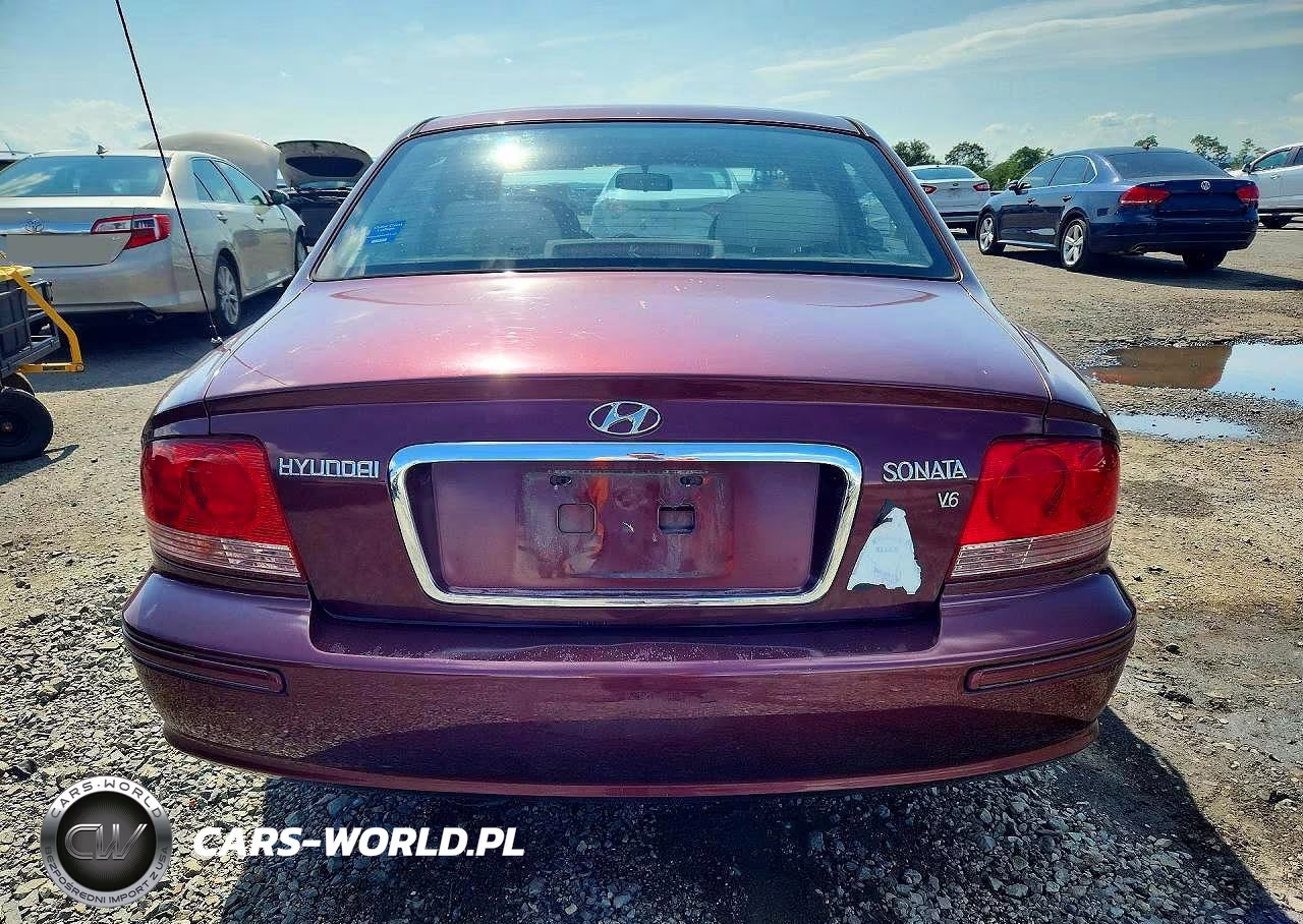 2003 Hyundai Sonata Base VIN:KMHWF25H33A855465 - 6