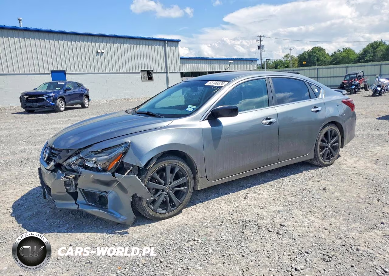 2017 Nissan Altima 2.5 Sr – zdjęcie 1 z 12