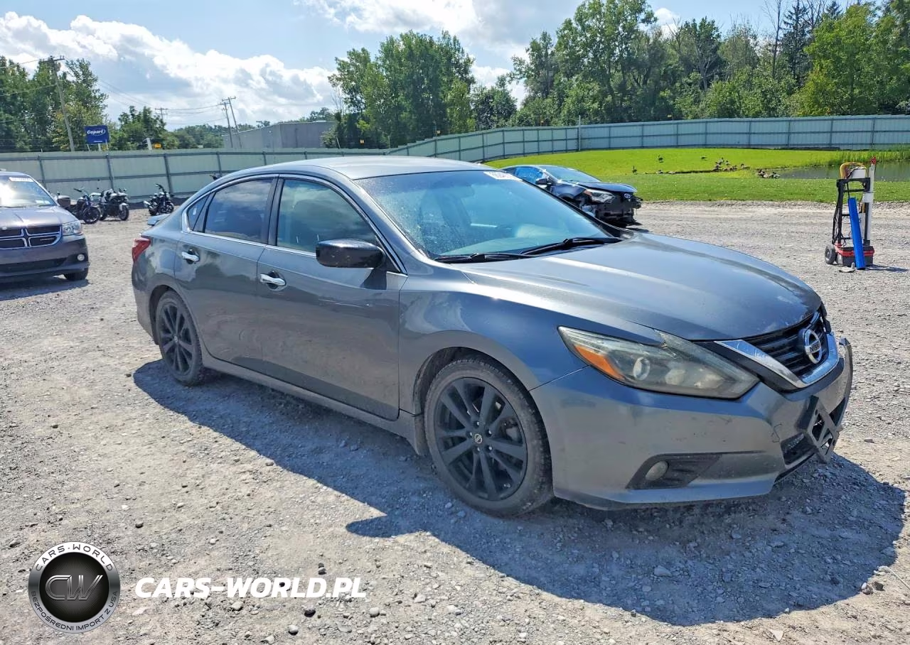 2017 Nissan Altima 2.5 Sr VIN:1N4AL3AP0HC215533 - 4