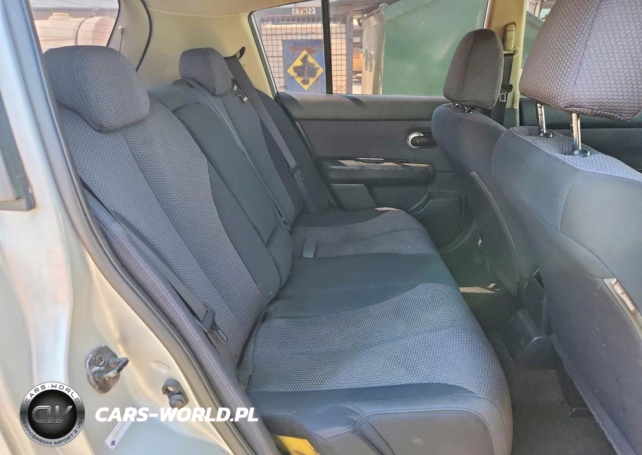 2007 Nissan Versa 1.8 S VIN:3N1BC13E37L425385 - 10