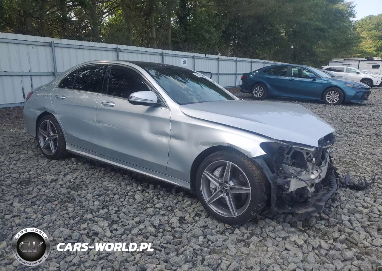 2018 Mercedes-Benz C 300 4Matic VIN:55SWF4KBXJU257098 - 4