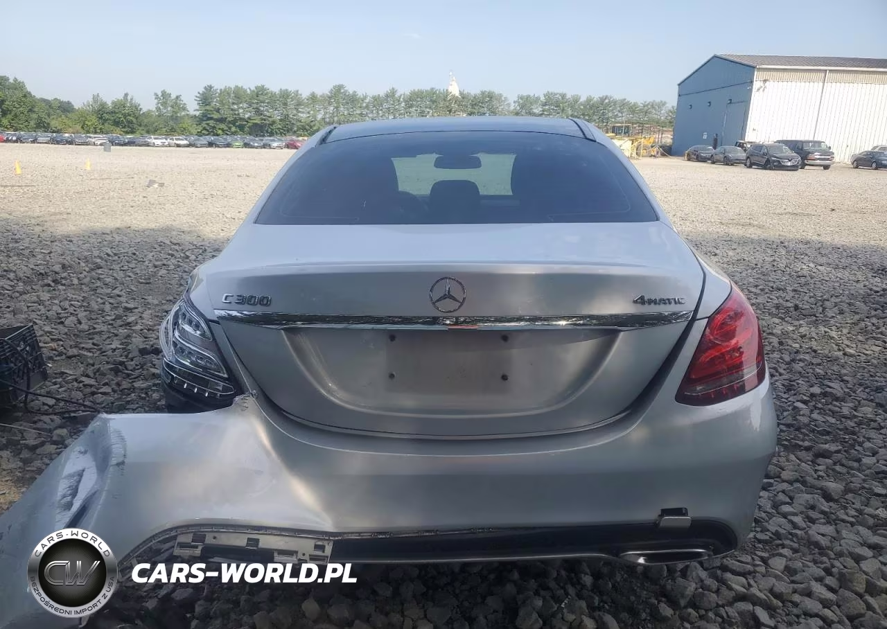 2018 Mercedes-Benz C 300 4Matic VIN:55SWF4KBXJU257098 - 6
