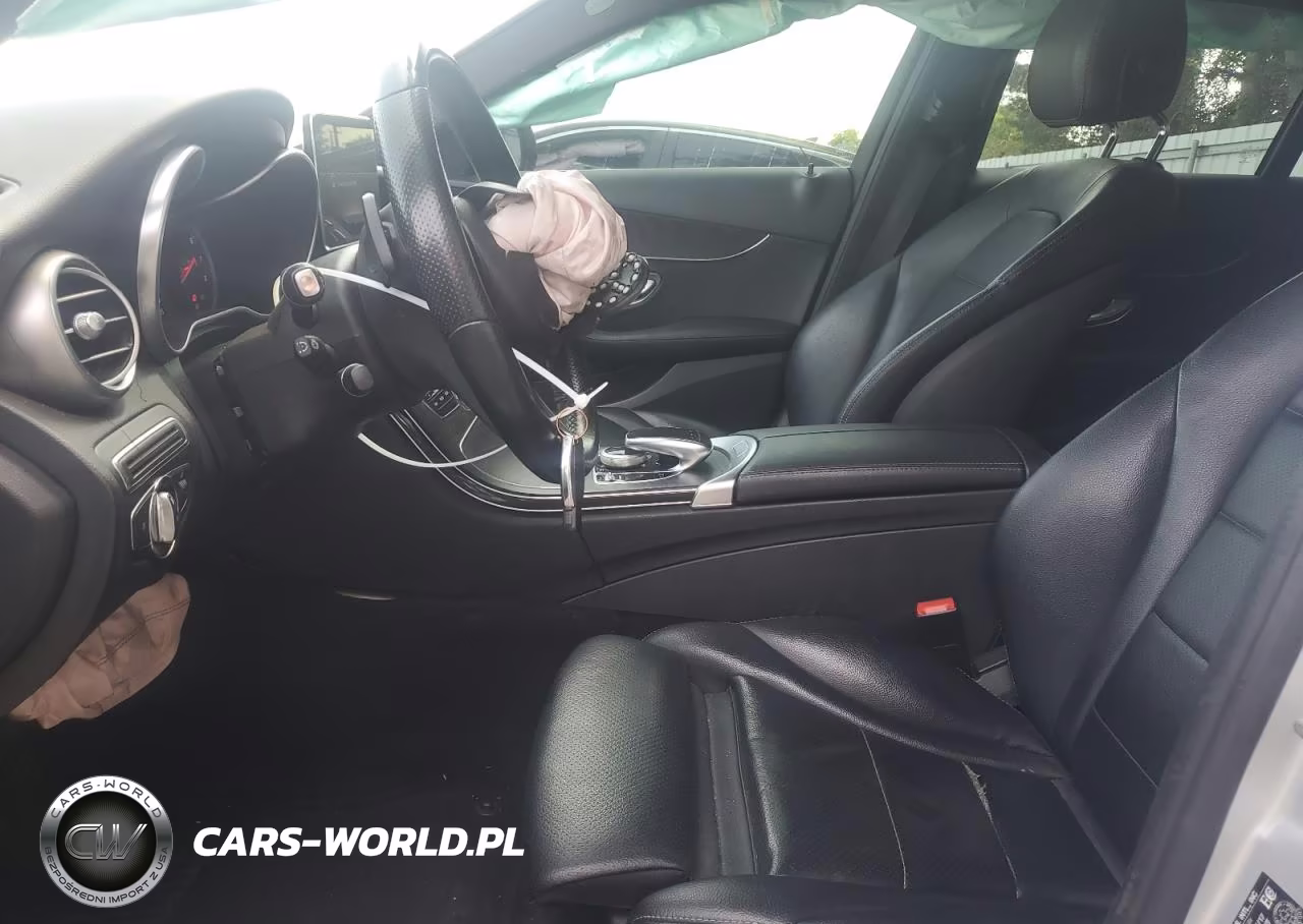 2018 Mercedes-Benz C 300 4Matic VIN:55SWF4KBXJU257098 - 7