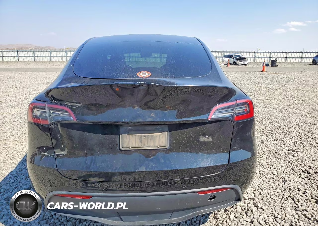 2022 Tesla Model Y VIN:7SAYGDEE4NA019007 - 6