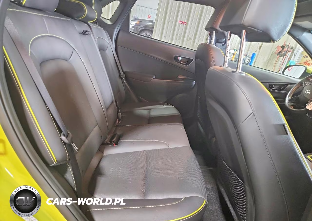 2020 Hyundai Kona Ultimate VIN:KM8K5CA56LU530052 - 10