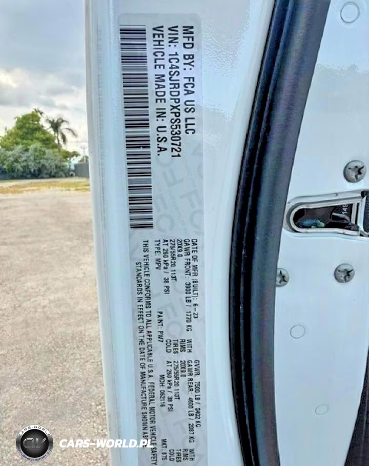 2023 Jeep Wagoneer L Series Iii VIN:1C4SJRDPXPS530721 - 14