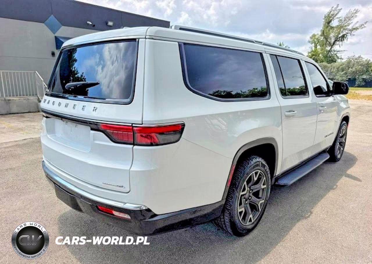 2023 Jeep Wagoneer L Series Iii VIN:1C4SJRDPXPS530721 - 3