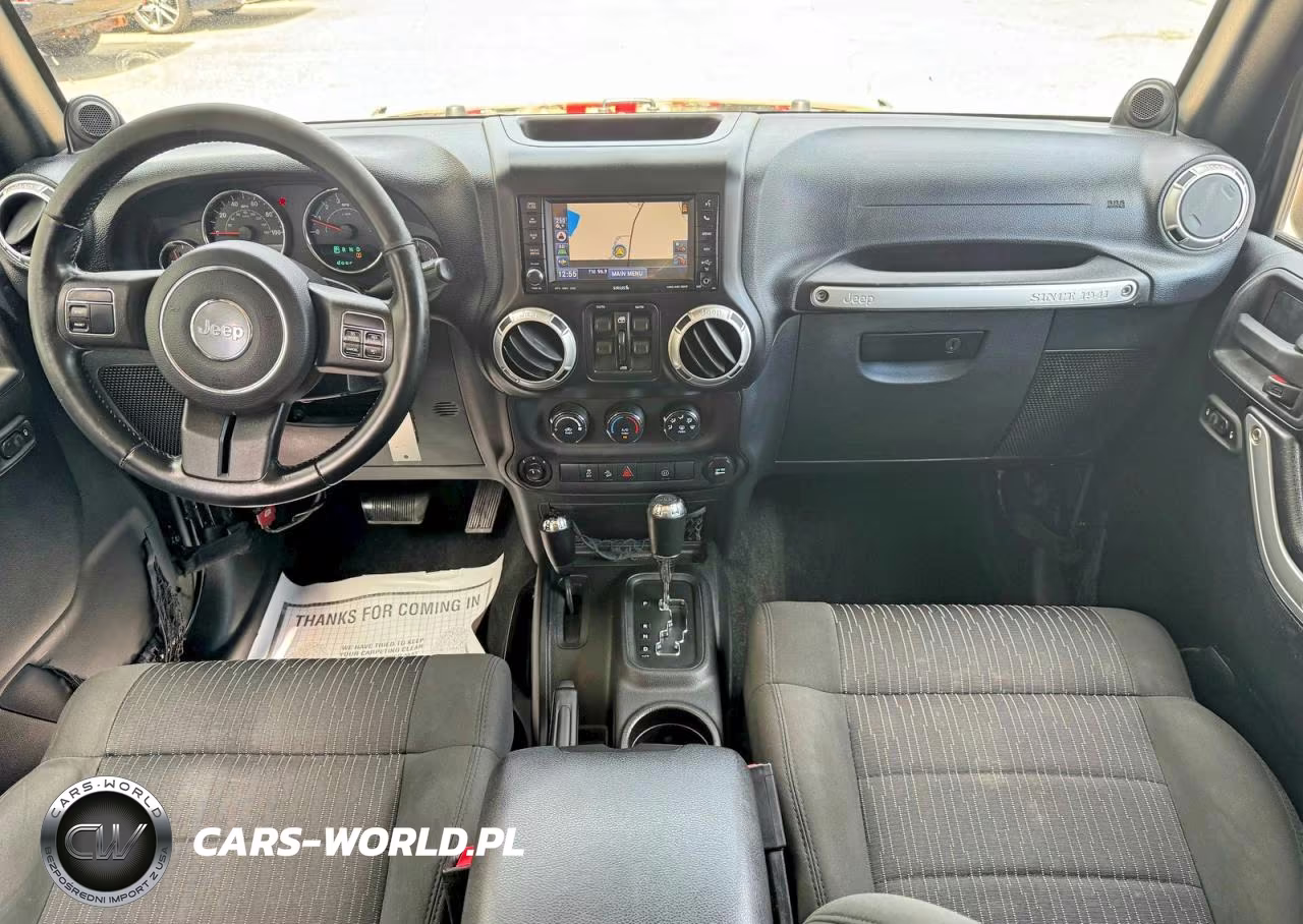 2012 Jeep Wrangler Unlimited Sahara VIN:1C4BJWEG7CL100646 - 9