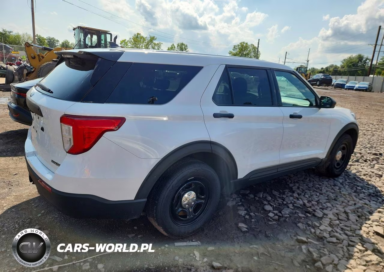 2023 Ford Explorer Police Interceptor VIN:1FM5K8AB7PGA04123 - 3