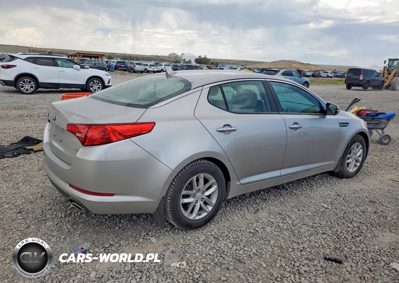 2013 Kia Optima Lx VIN:KNAGM4A78D5440138 - 3