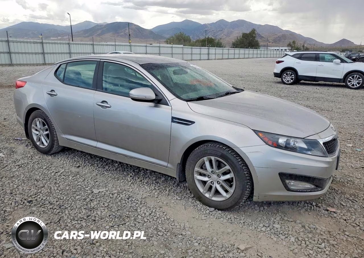 2013 Kia Optima Lx VIN:KNAGM4A78D5440138 - 4