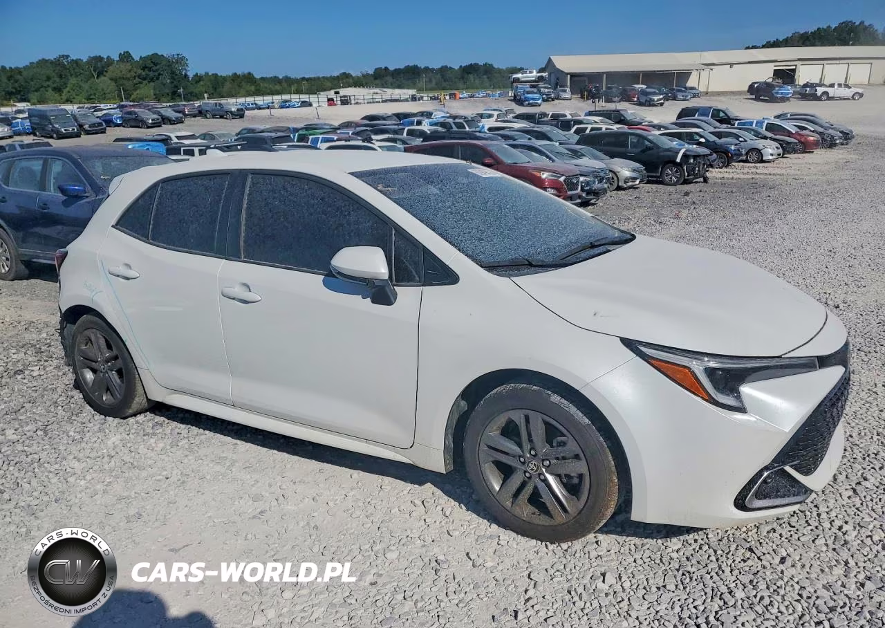 2023 Toyota Corolla Xse VIN:JTNC4MBE6P3212178 - 4