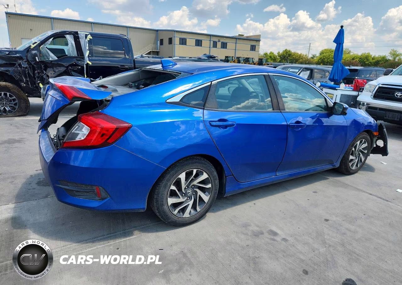 2018 Honda Civic Ex VIN:2HGFC2F79JH552743 - 3