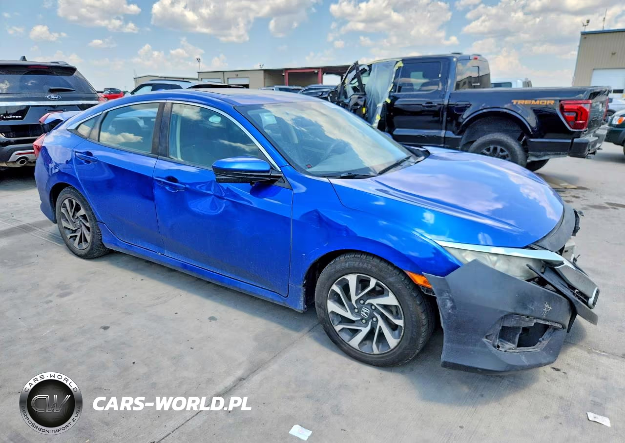 2018 Honda Civic Ex VIN:2HGFC2F79JH552743 - 4