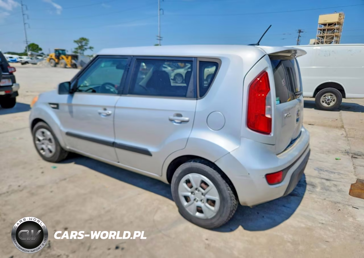 2013 Kia Soul Base VIN:KNDJT2A52D7510039 - 2