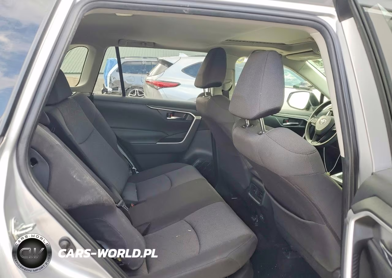 2023 Toyota Rav4 Hybrid Xle VIN:JTMRWRFV7PD195286 - 11