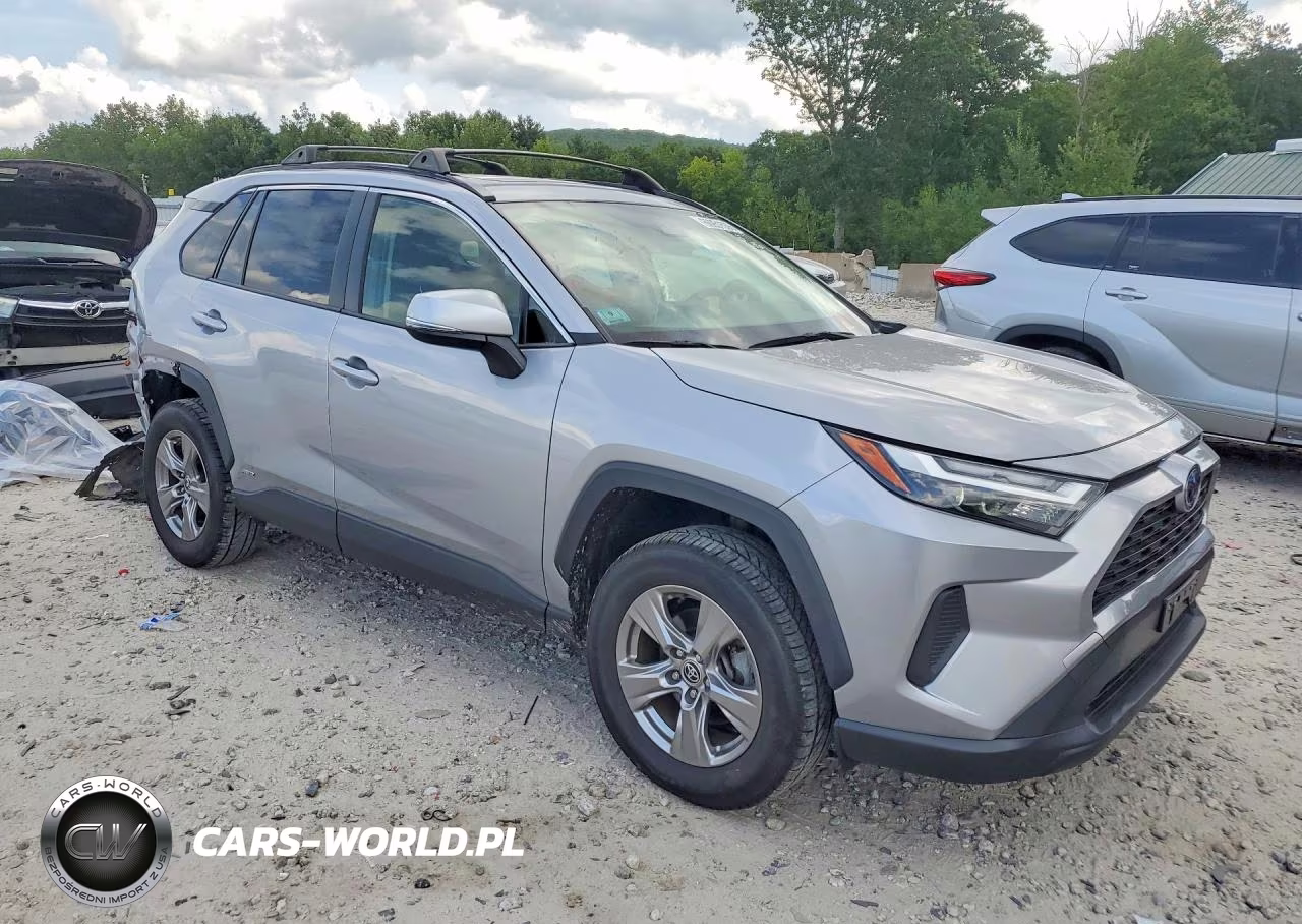 2023 Toyota Rav4 Hybrid Xle VIN:JTMRWRFV7PD195286 - 4
