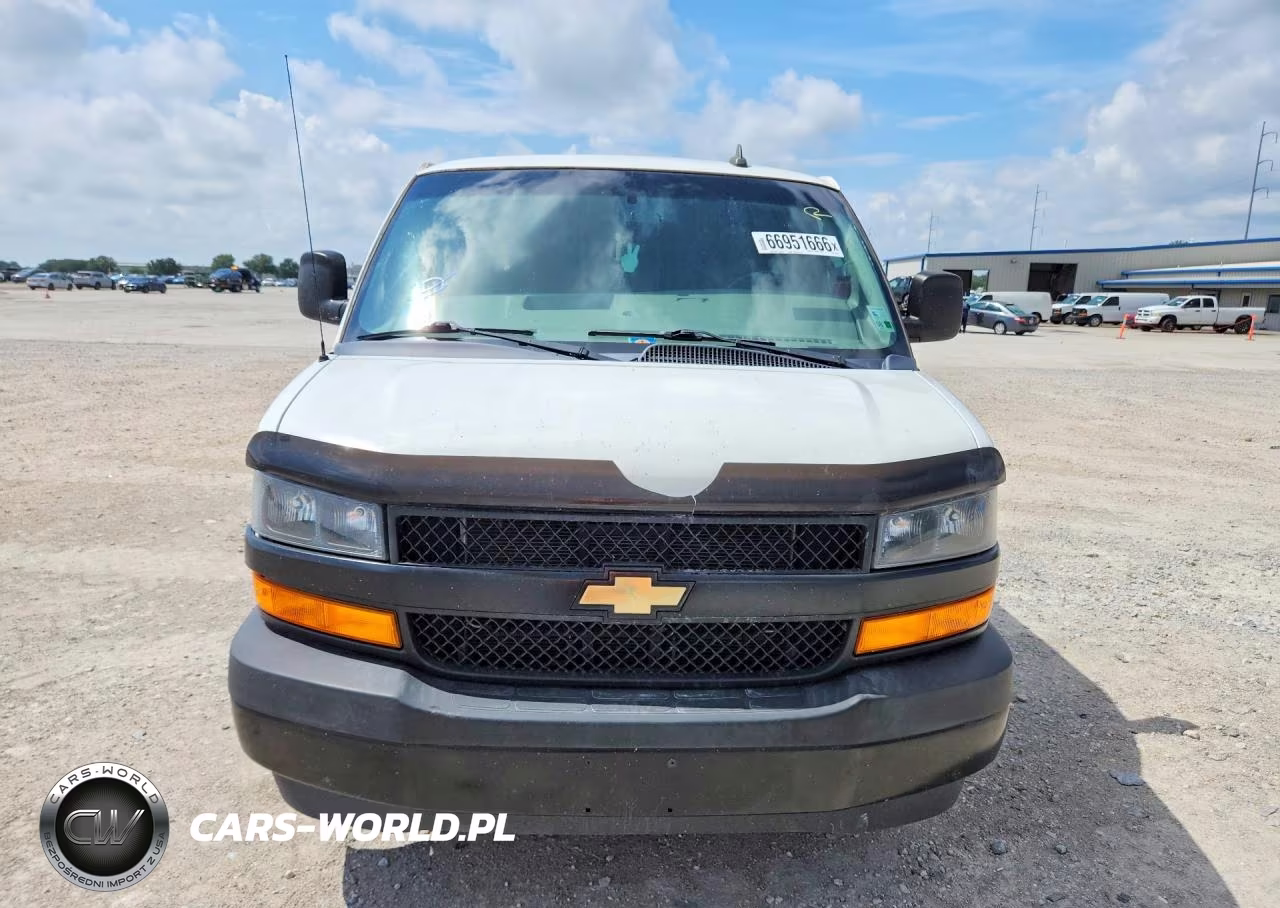 2018 Chevrolet Express G3500 VIN:1GCZGHFGXJ1197440 - 5