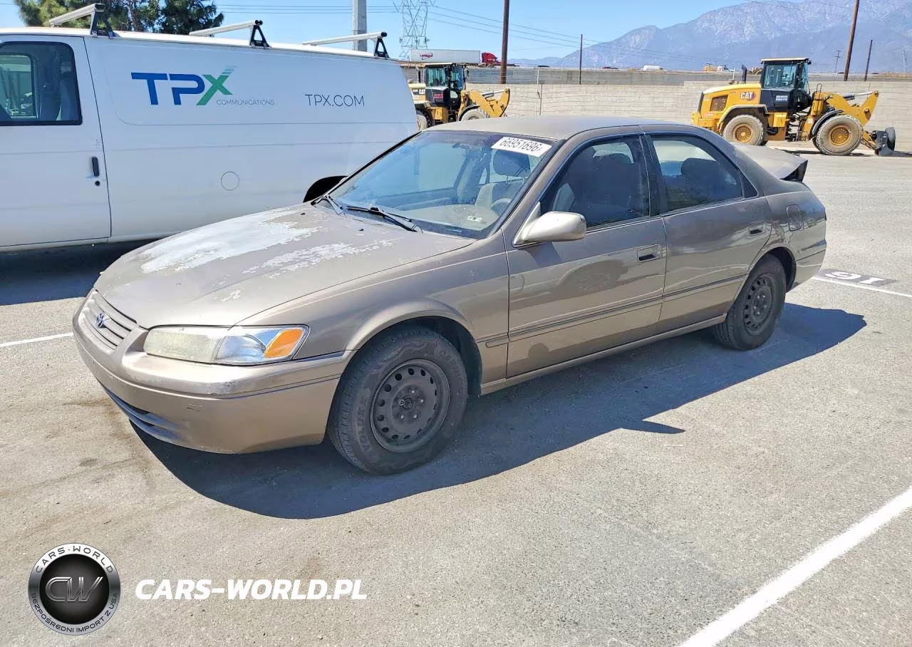 1999 Toyota Camry Le