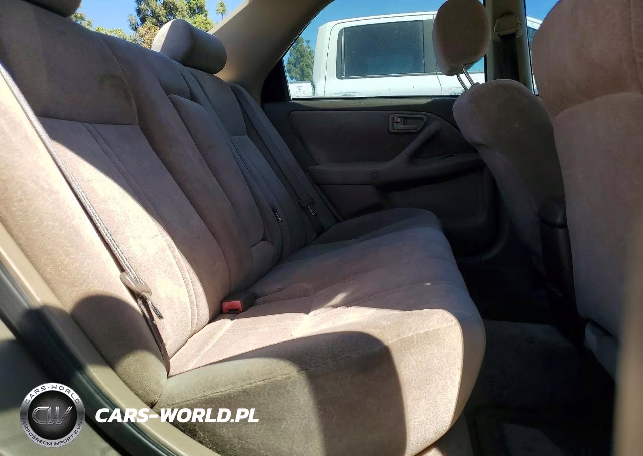 1999 Toyota Camry Le VIN:4T1BG22K8XU486103 - 10