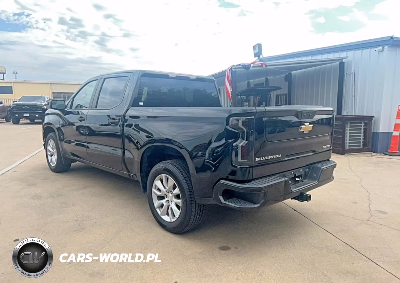 2022 Chevrolet Silverado Ltd C1500 Custom VIN:3GCPWBEKXNG147996 - 3