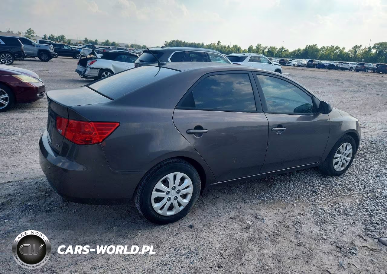 2013 Kia Forte Ex VIN:KNAFU4A21D5728910 - 3