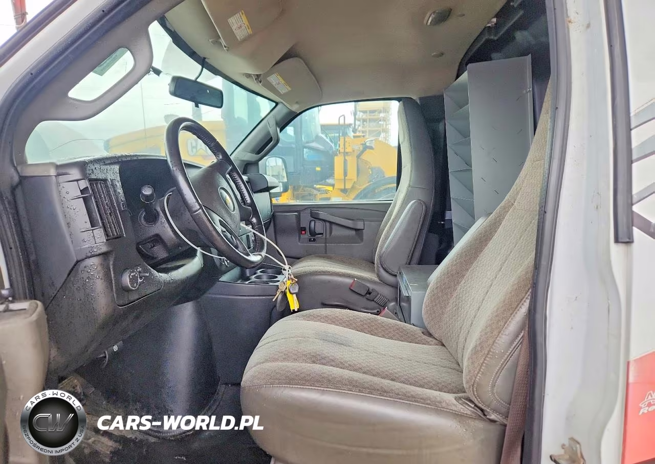2021 Chevrolet Express G3500 VIN:1GCZGHFP8M1310788 - 7