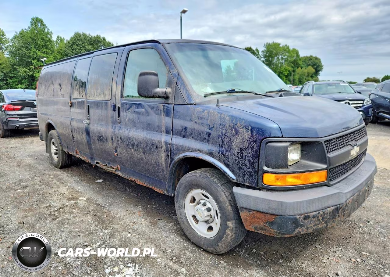 2008 Chevrolet Express 2500 Delivery Van VIN:1GCGG29C781149806 - 4