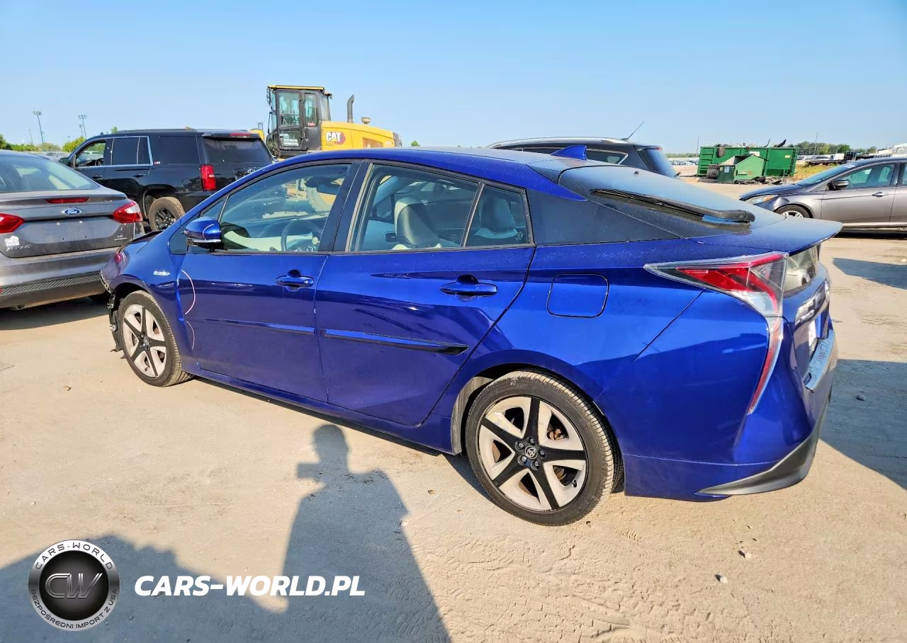 2016 Toyota Prius Three Touring VIN:JTDKARFU7G3503991 - 2