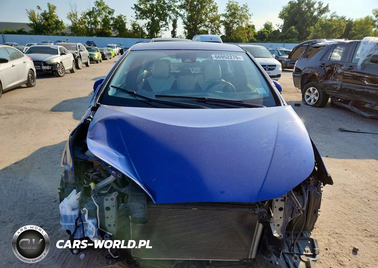 2016 Toyota Prius Three Touring VIN:JTDKARFU7G3503991 - 5