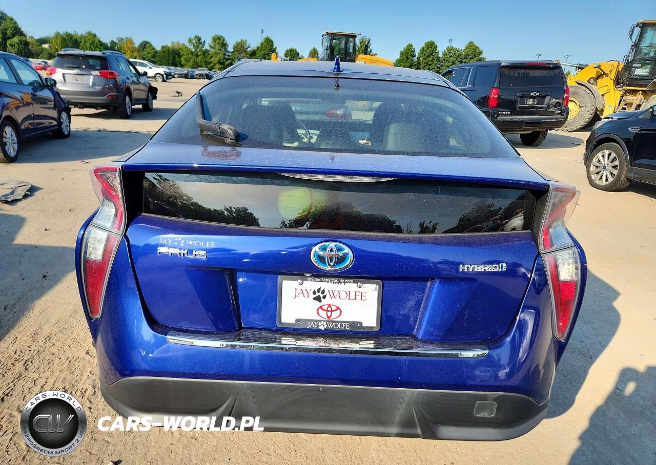 2016 Toyota Prius Three Touring VIN:JTDKARFU7G3503991 - 6