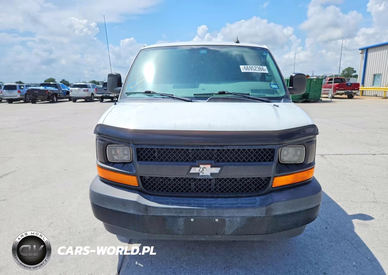 2017 Chevrolet Express G3500 Van VIN:1GCZGGFG3H1330060 - 5