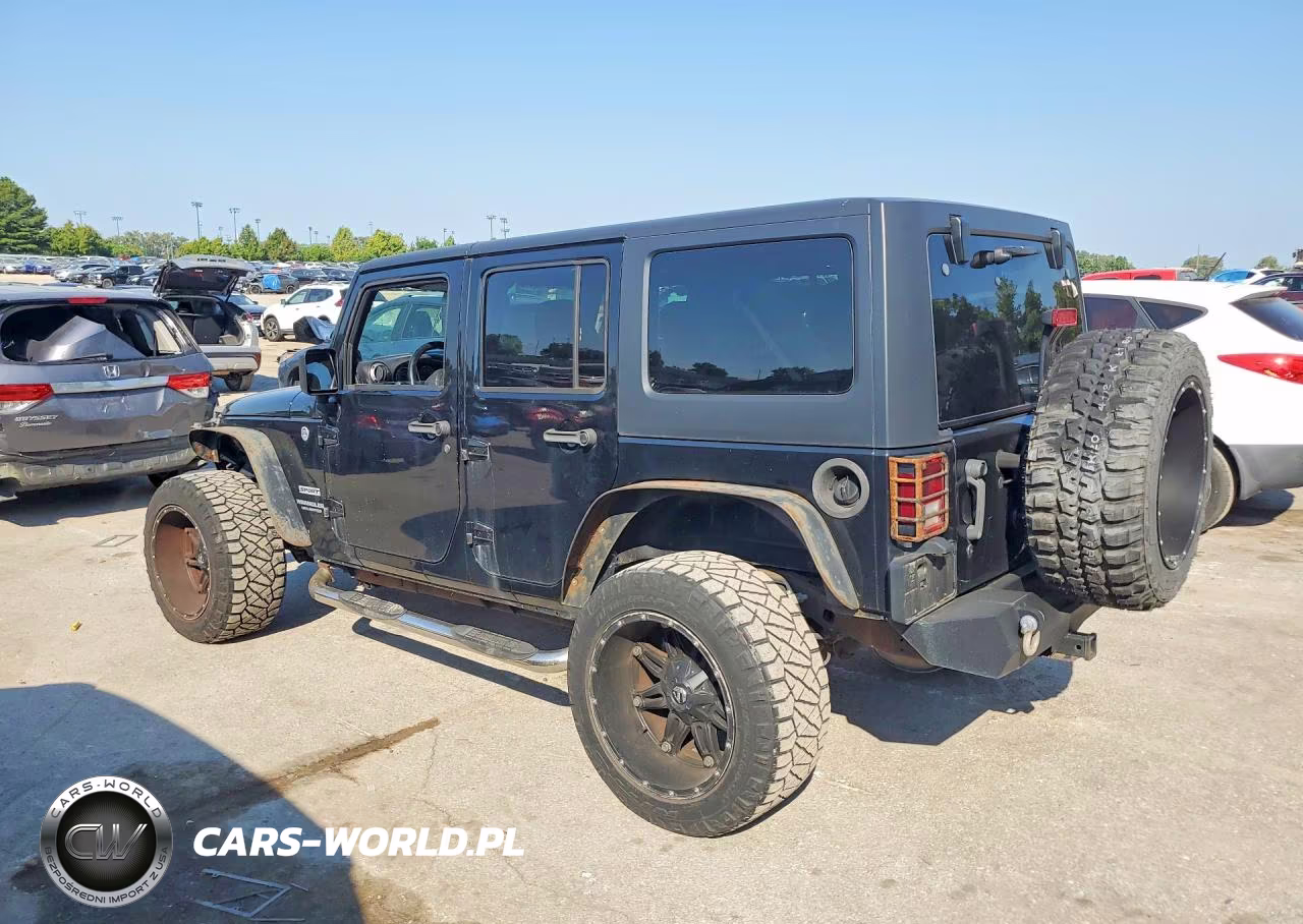 2014 Jeep Wrangler Unlimited Sport VIN:1C4BJWDG7EL207443 - 2