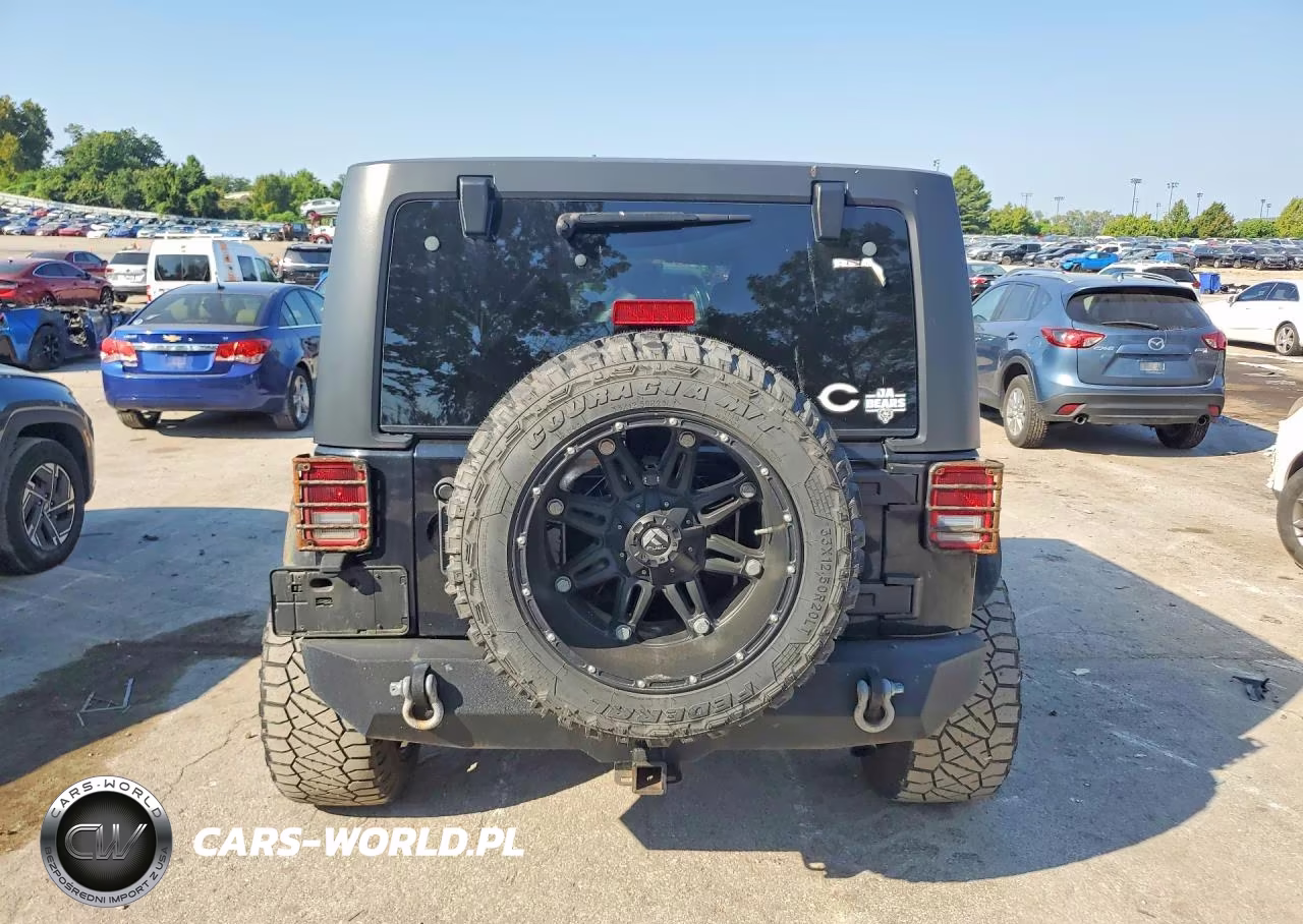 2014 Jeep Wrangler Unlimited Sport VIN:1C4BJWDG7EL207443 - 6