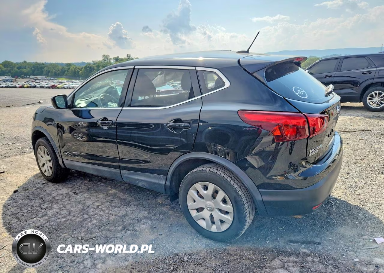 2019 Nissan Rogue Sport S VIN:JN1BJ1CR4KW313819 - 2