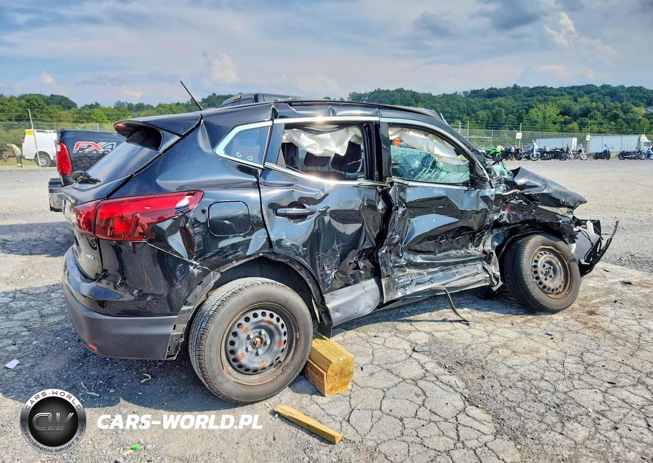 2019 Nissan Rogue Sport S VIN:JN1BJ1CR4KW313819 - 3