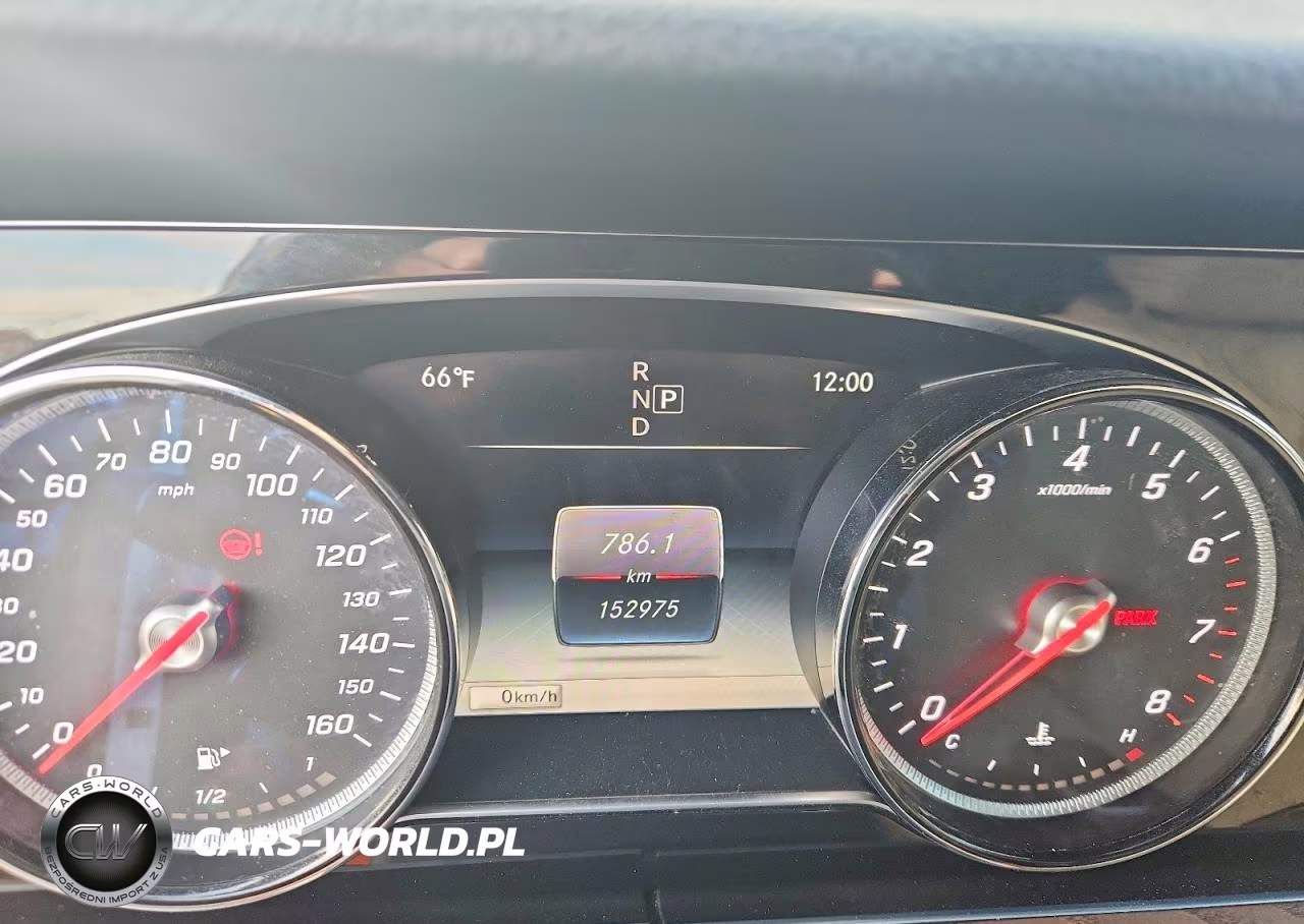 2018 Mercedes-Benz E 300 4Matic VIN:WDDZF4KB4JA467922 - 9
