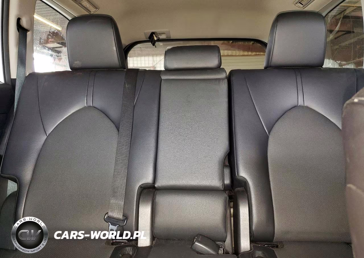 2024 Toyota Grand Highlander Xle VIN:5TDAAAB51RS052229 - 10