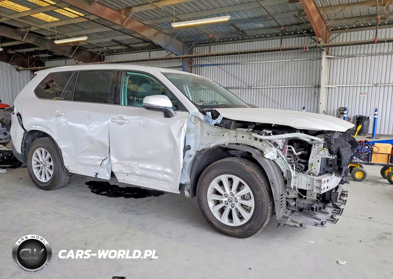 2024 Toyota Grand Highlander Xle VIN:5TDAAAB51RS052229 - 4