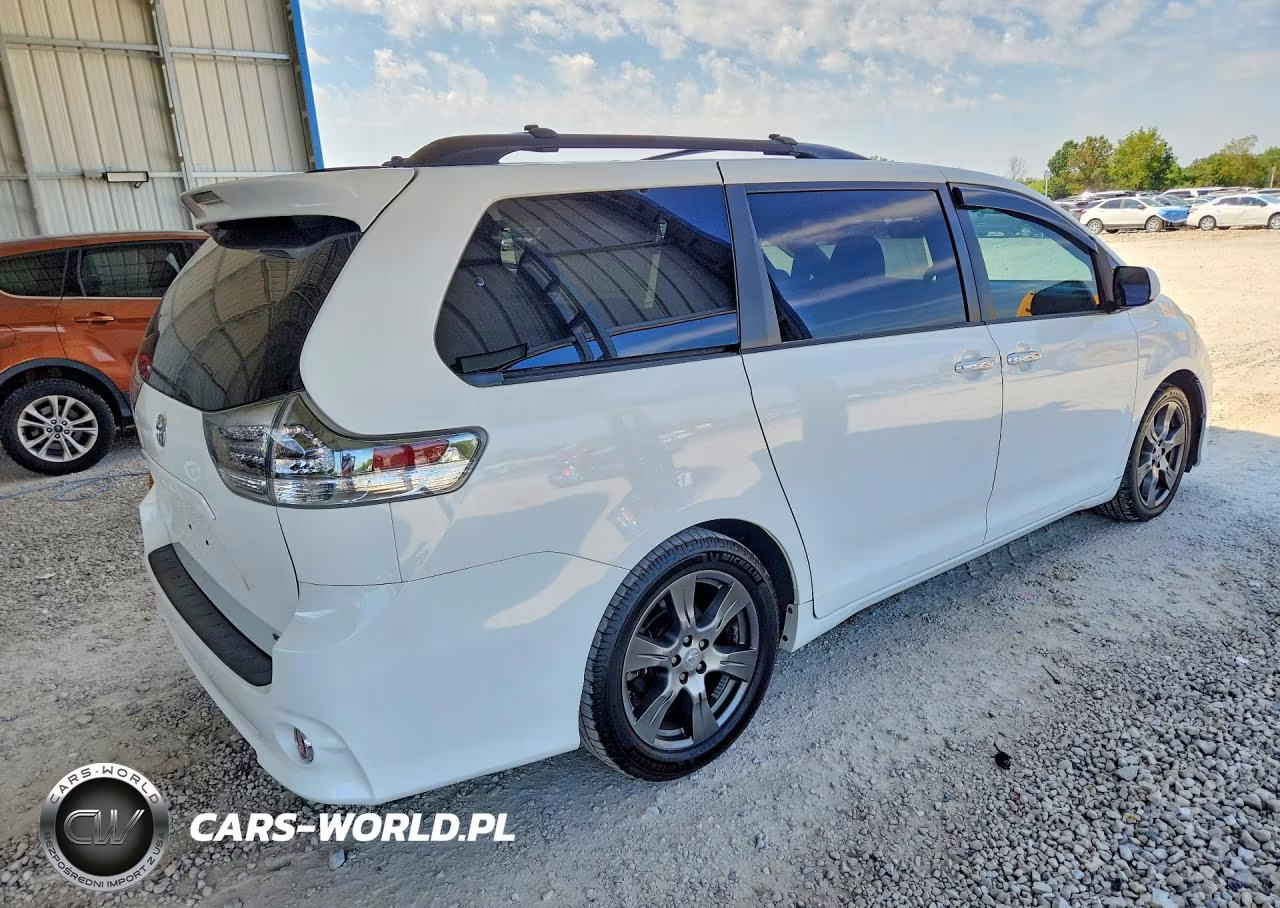 2017 Toyota Sienna Se Premium 8 Passenger VIN:5TDXZ3DC3HS838123 - 3