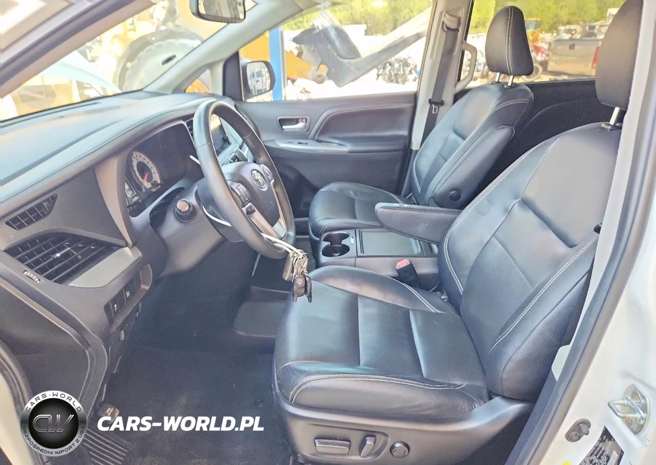 2017 Toyota Sienna Se Premium 8 Passenger VIN:5TDXZ3DC3HS838123 - 7