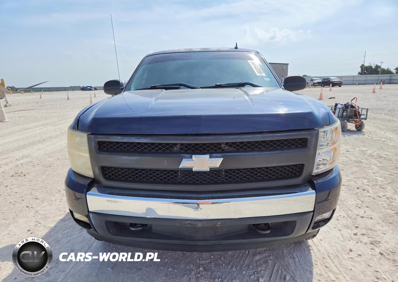 2008 Chevrolet Silverado C1500 VIN:2GCEC190181314620 - 5
