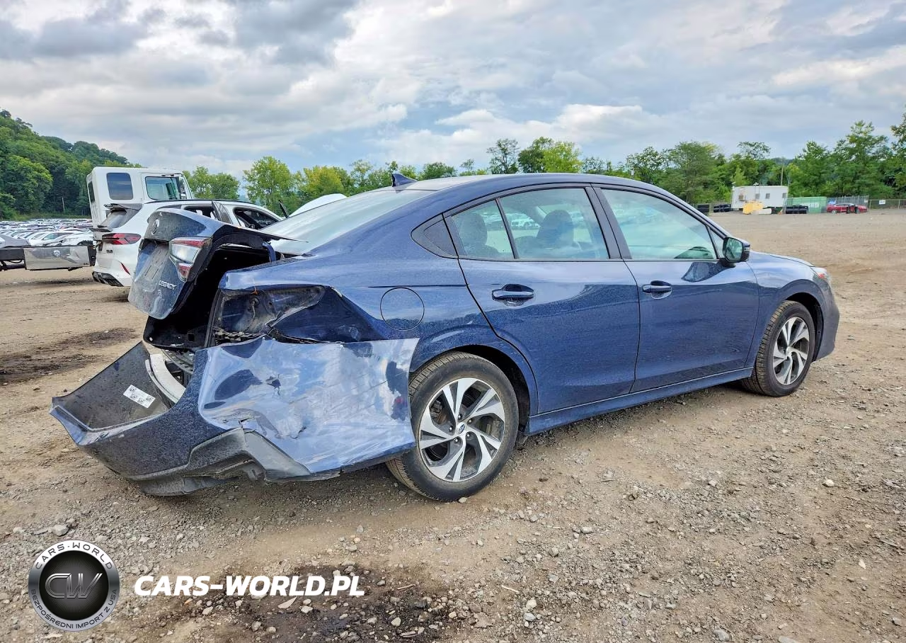 2024 Subaru Legacy Premium VIN:4S3BWAD66R3027100 - 3