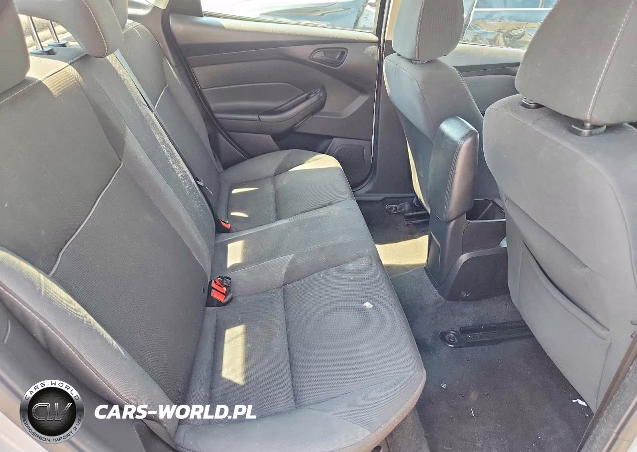 2012 Ford Focus Se VIN:1FAHP3F24CL462062 - 10