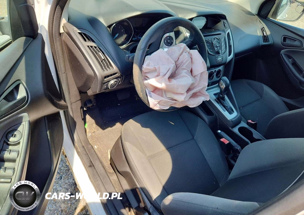 2012 Ford Focus Se VIN:1FAHP3F24CL462062 - 8