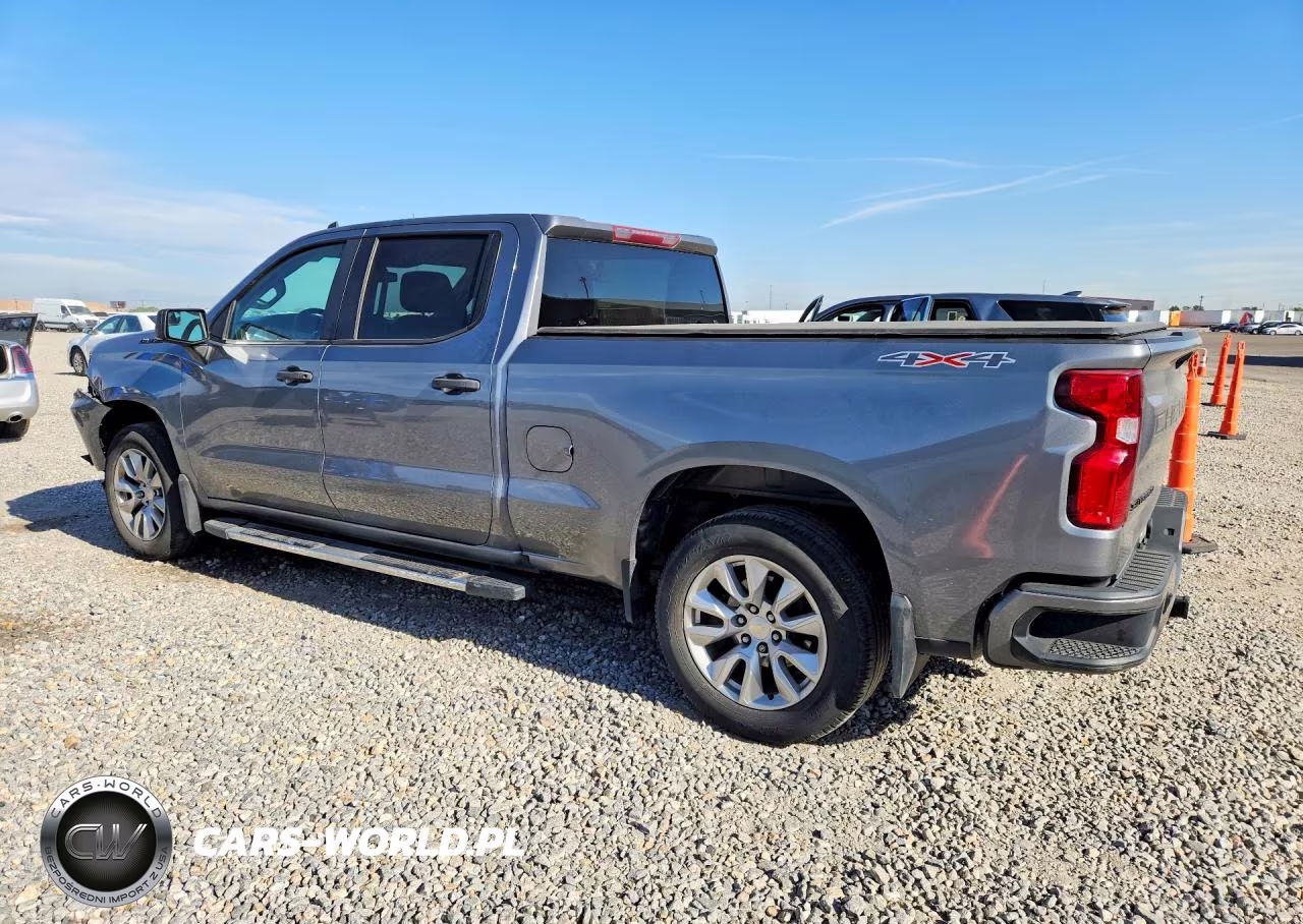 2020 Chevrolet Silverado K1500 Custom VIN:1GCUYBEF9LZ208171 - 2