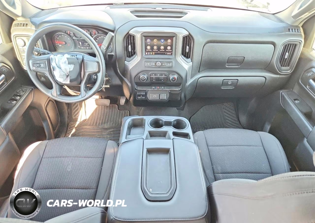 2020 Chevrolet Silverado K1500 Custom VIN:1GCUYBEF9LZ208171 - 8