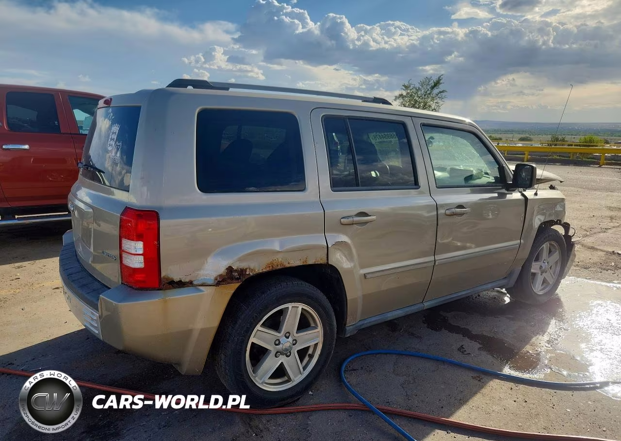 2010 Jeep Patriot Limited VIN:1J4NF4GB9AD557612 - 3