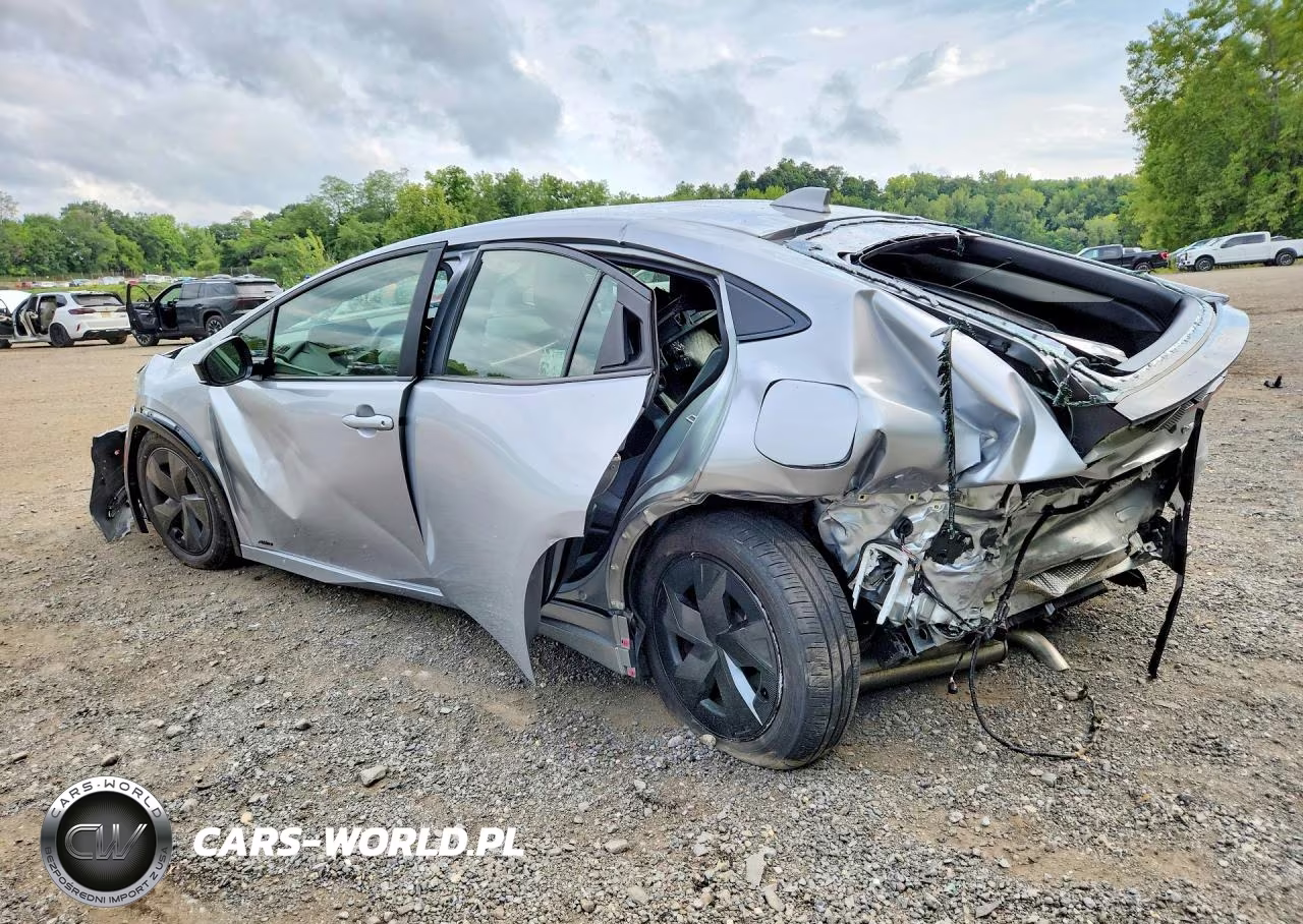 2024 Toyota Prius Le VIN:JTDADABU3R3020639 - 2