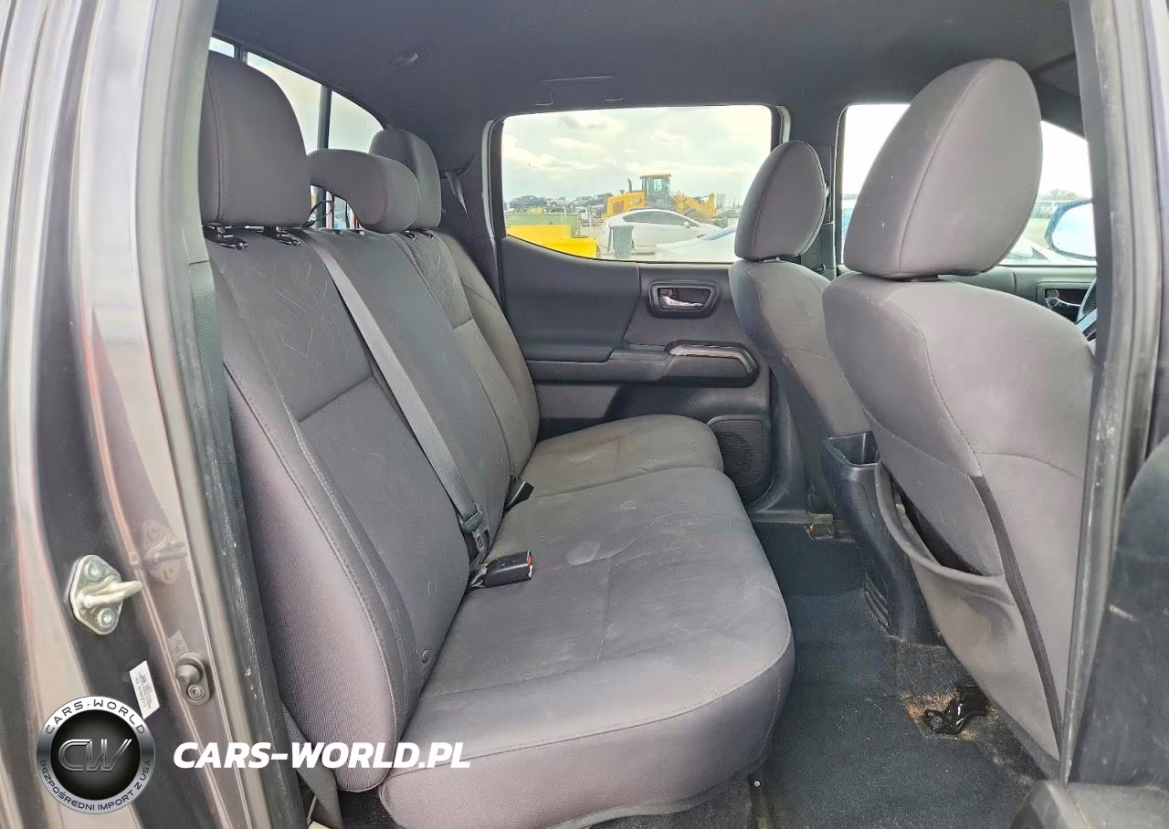 2018 Toyota Tacoma Trd Off-Road VIN:5TFCZ5AN8JX137402 - 10